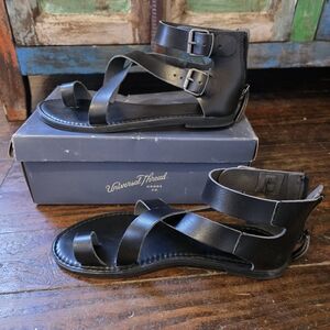 Universal Thread Black Sandals